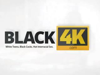 Black4k. maagd zwart fat op blank hottie in prachtig seks actie