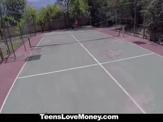 Teenslovemoney - τένις strumpet fucks για λεφτά